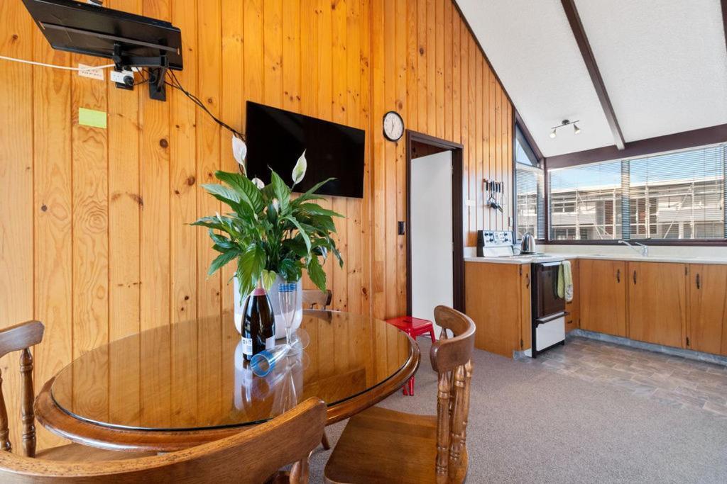 Downtown Mountview - Mt Maunganui Holiday Home Mount Maunganui Εξωτερικό φωτογραφία